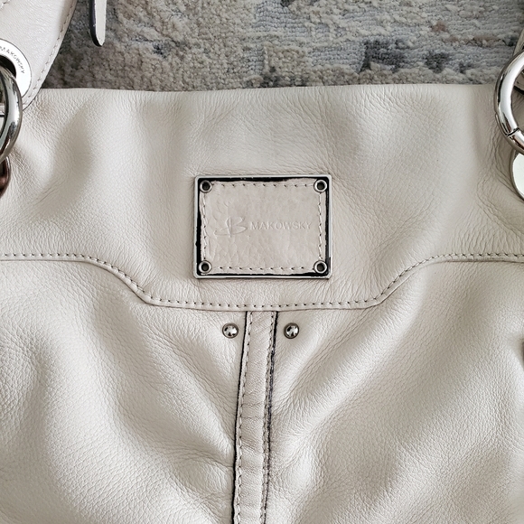 B Makowsky off White Soft leather shoulder bag, hobo, handbag purse medium large - Picture 2 of 6